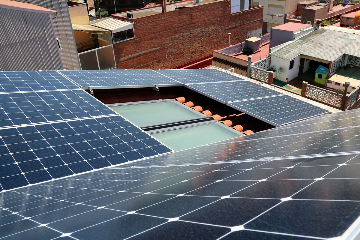 Catalunya tanca el 2022 amb el triple d’instal·lacions d’autoconsum que l’any anterior i una potència de 466 MW