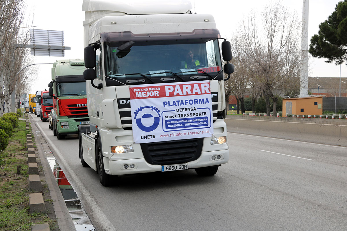 Els transportistes anuncien una nova aturada «indefinida» a tot l’Estat a partir del 14 de novembre