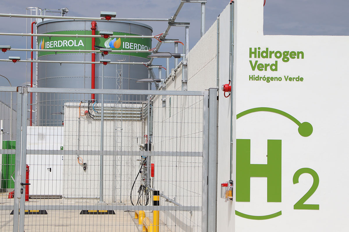 La Comissió Europea proposa que l’hidrogen produït a partir d’energia nuclear es consideri «verd»