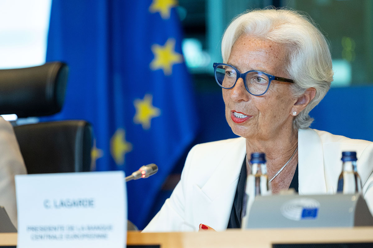 El BCE manté l’estratègia i apuja mig punt el tipus d’interès, fins al 3,5%, malgrat la crisi de Silicon Valley Bank