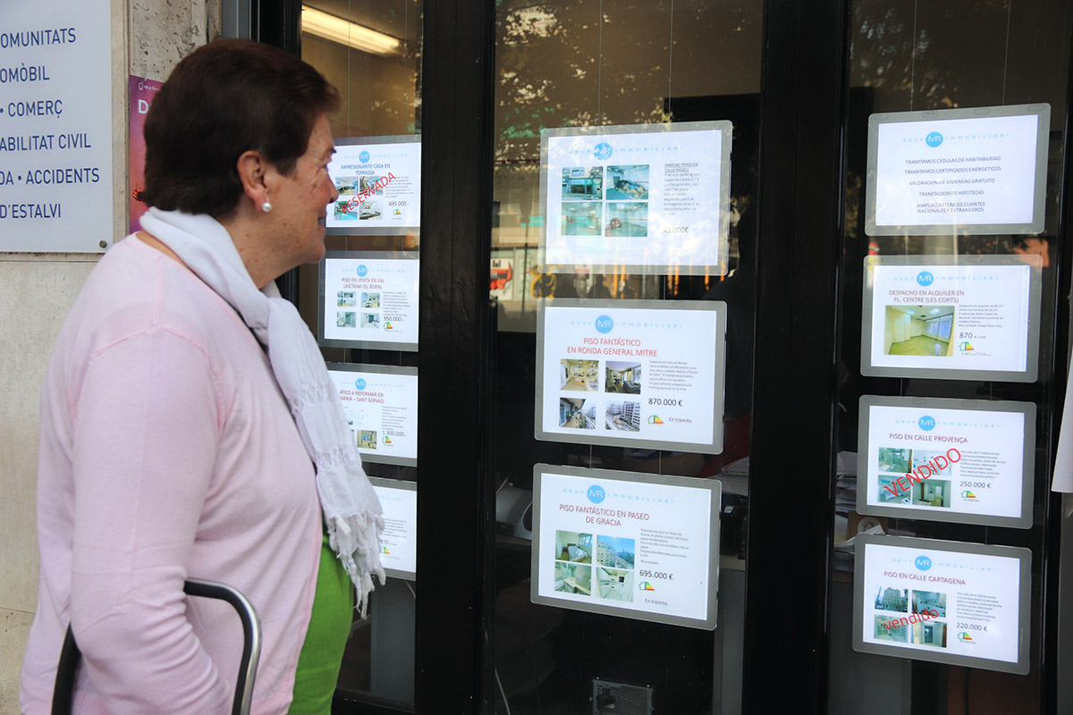 Els catalans han de destinar el sou brut íntegre de 8,6 anys per pagar l’habitatge, el màxim de l’última dècada