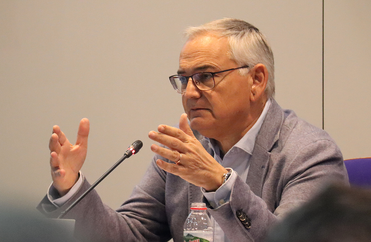 El gobierno reitera que l’ample de via internacional connectarà Tarragona amb Europa abans del 2026