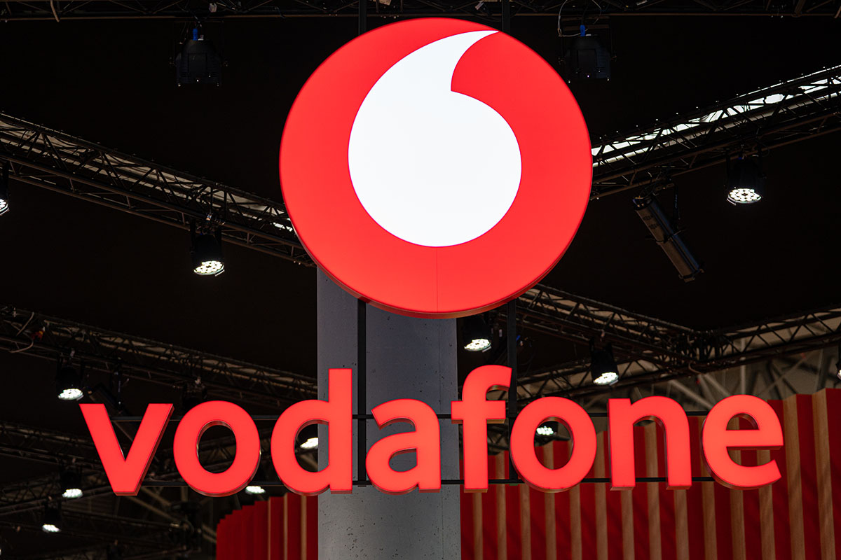 Vodafone prepara una retallada d’11.000 llocs de treball a tot el món