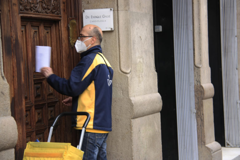 Gobierno i sindicats pacten una oferta pública d’ocupació de prop de 30.000 places
